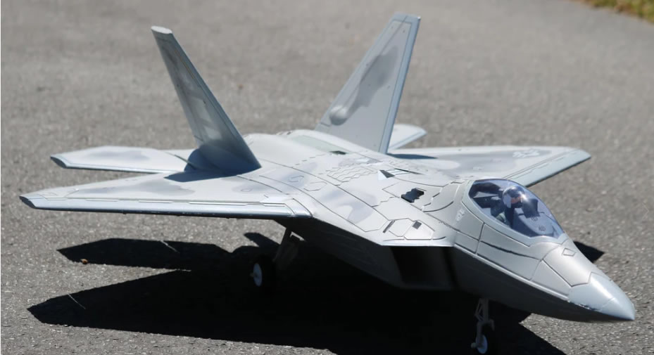  F-22 Raptor RC Jet