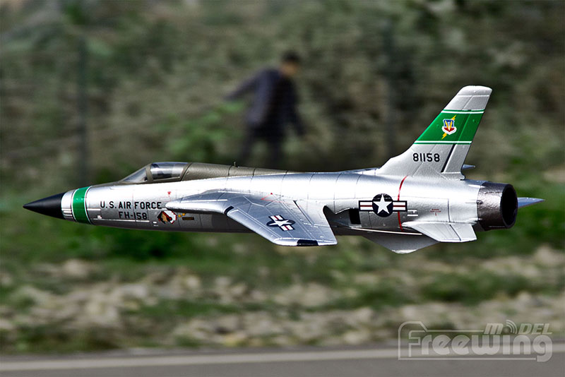 Freewing F-105 Thunderchief 64mm Jet 3S RC Airplane