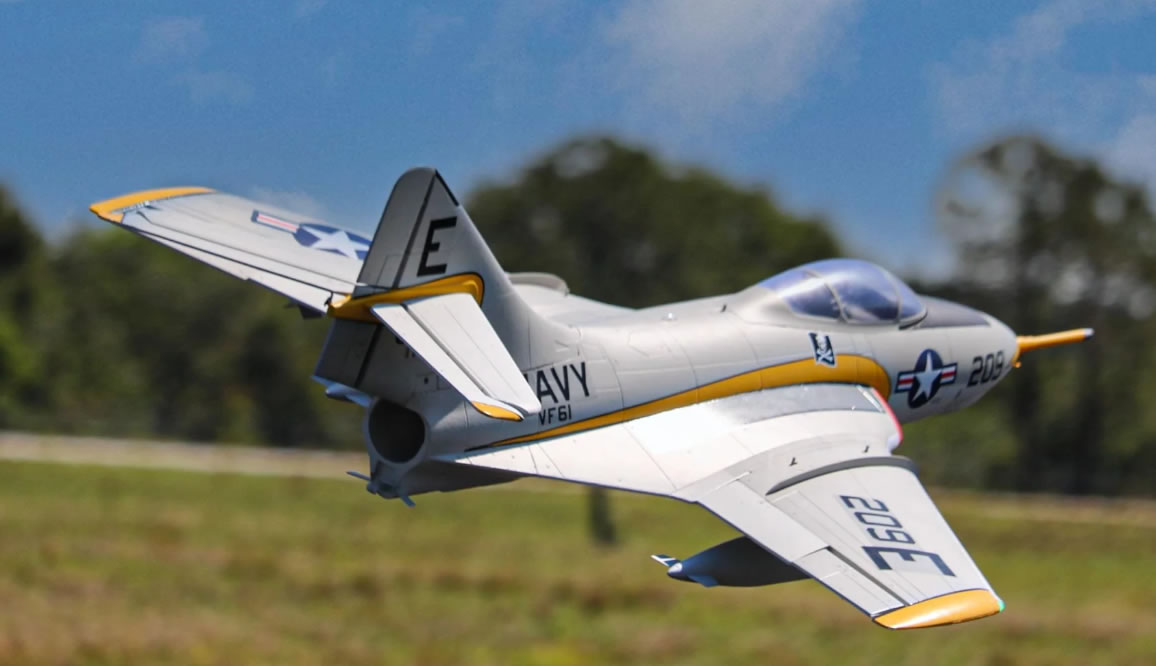 Freewing F9F-8 Cougar Super Scale 80mm EDF